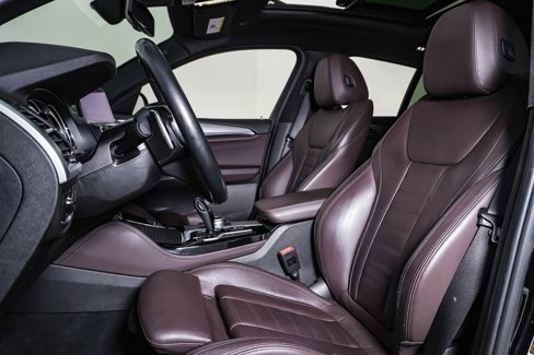 Used 2019 BMW X4 xDrive30i w/ M Sport Package 2 image 18