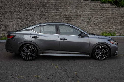 Used 2021 Nissan Sentra SR w/ SR Premium Package image 4