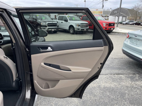 Used 2019 Hyundai Tucson SEL image 38