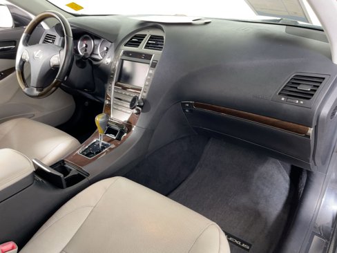 Used 2011 Lexus ES 350 image 25