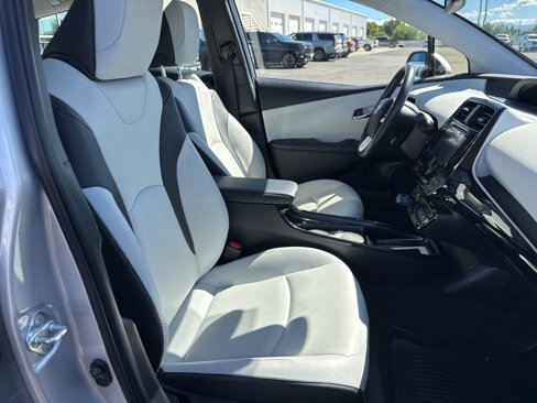 Used 2017 Toyota Prius Four image 39