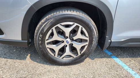 Used 2023 Subaru Forester Premium image 37