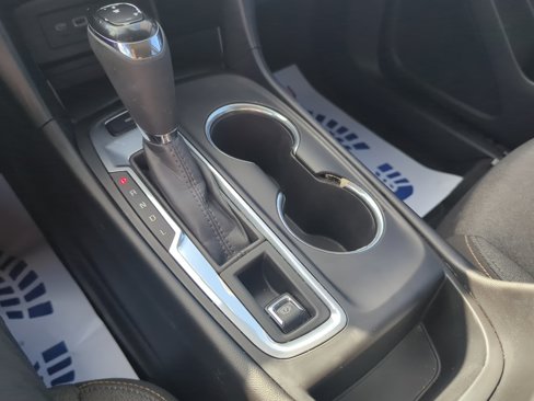 Used 2020 Chevrolet Equinox LT image 23