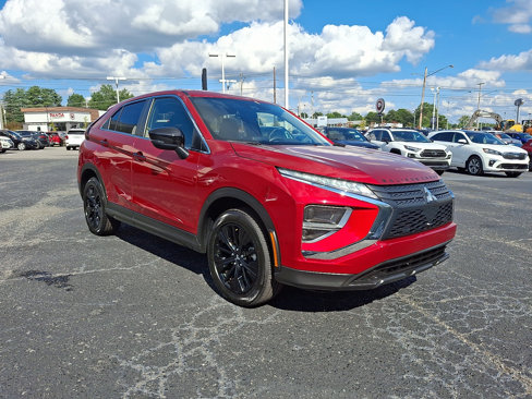 Used 2022 Mitsubishi Eclipse Cross LE image 1