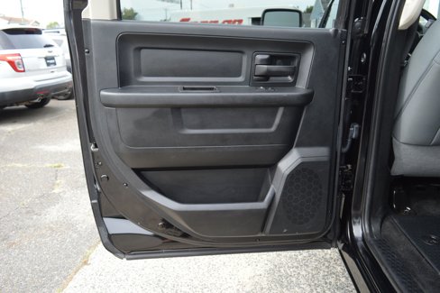 Used 2014 RAM 1500 Express w/ Black Ram 1500 Express Group image 26