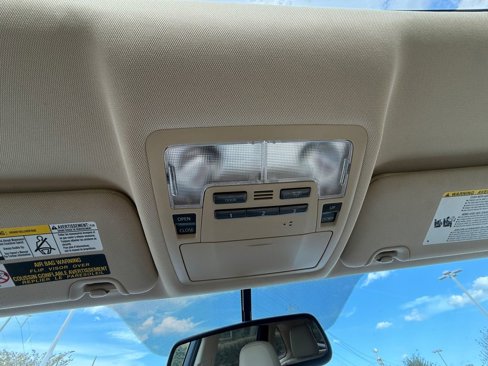 Used 2016 Toyota Highlander XLE image 29