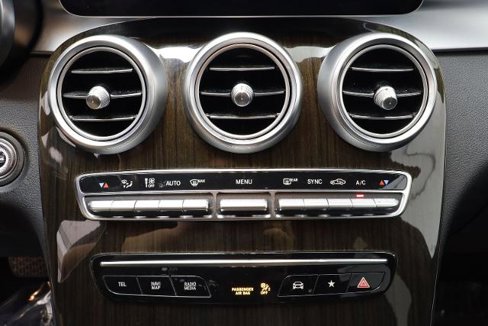 Used 2020 Mercedes-Benz GLC 300 image 12
