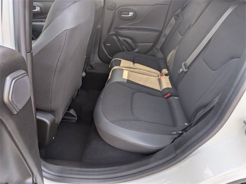 Certified 2020 Jeep Renegade Altitude image 24