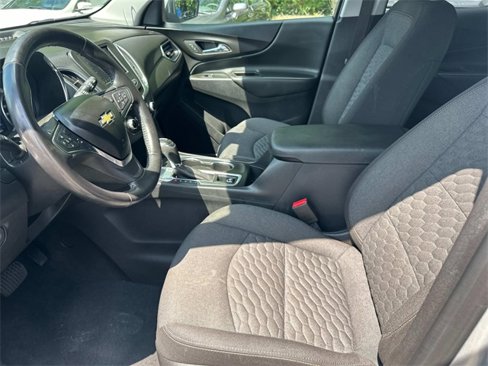Used 2021 Chevrolet Equinox LT image 10