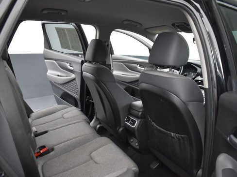 Used 2023 Hyundai Santa Fe SEL image 9