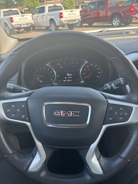Used 2022 GMC Terrain SLT image 22