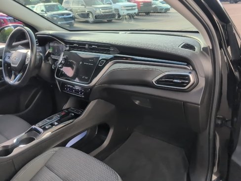 Used 2023 Chevrolet Bolt EUV LT w/ Comfort Package image 43