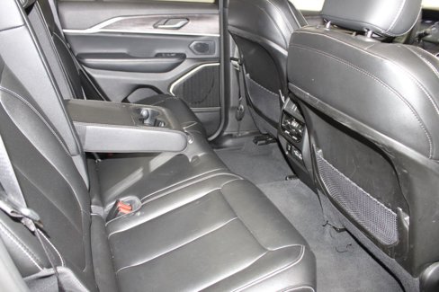 Used 2024 Jeep Grand Cherokee Limited 4xe image 24