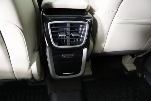 Used 2022 Lincoln Nautilus Reserve w/ Luxury Package image 18