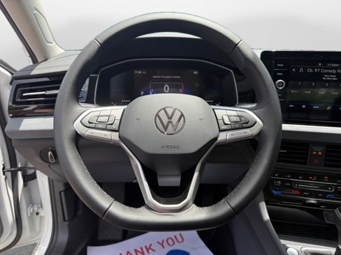 New 2025 Volkswagen Jetta SE image 10