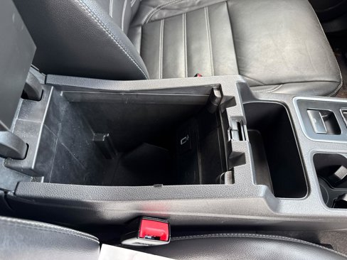 Used 2018 Ford Escape SEL image 18