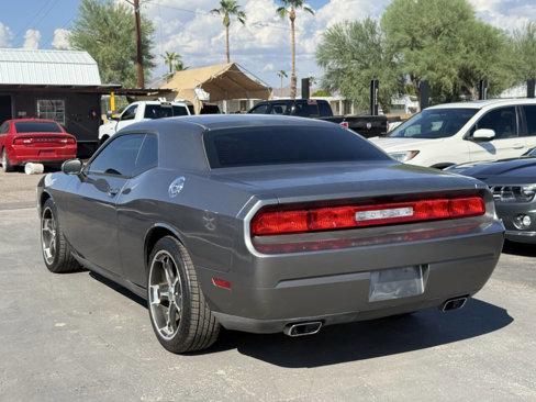 Used 2012 Dodge Challenger SXT image 6