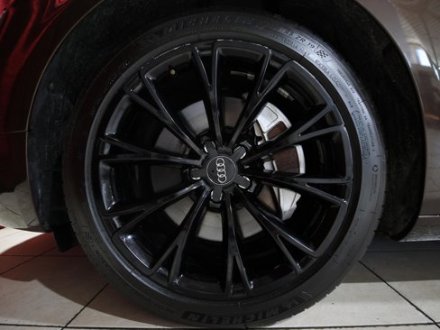 Used 2013 Audi A8 L 3.0T w/ Comfort Pkg image 7