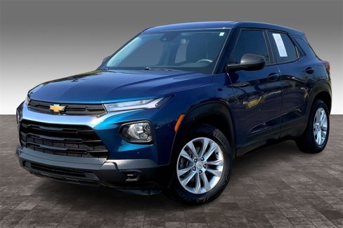 Used 2021 Chevrolet TrailBlazer LS image 2