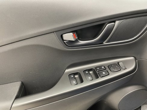 Used 2022 Hyundai Kona N Line image 9