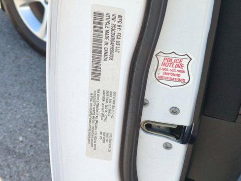Used 2023 Dodge Charger SXT image 38