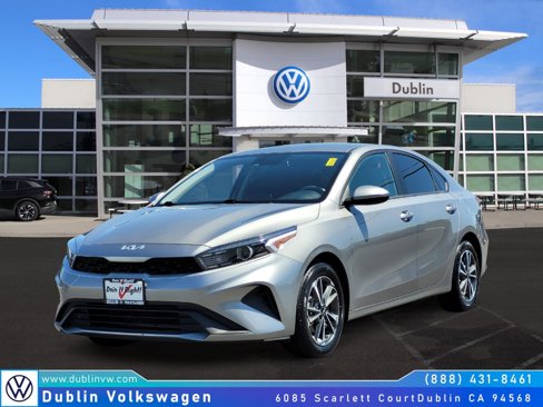 Used 2023 Kia Forte LXS image 8
