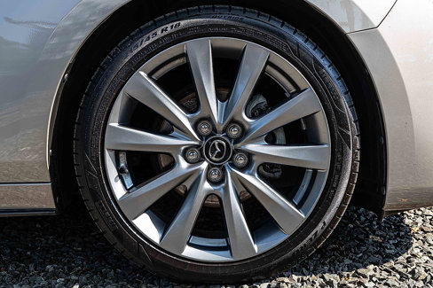 Used 2022 MAZDA MAZDA3 s image 27