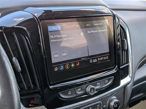 Used 2020 Chevrolet Traverse LT w/ Driver Confidence II Package image 22