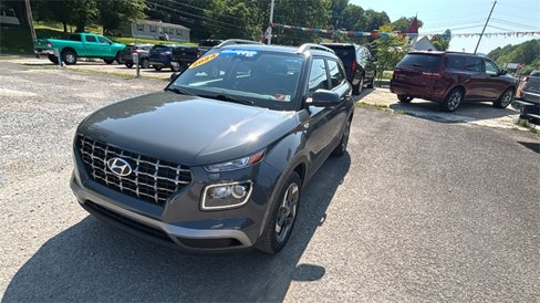 Used 2024 Hyundai Venue SEL image 4