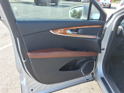 Used 2016 Lincoln MKX Reserve w/ Technology Package image 9