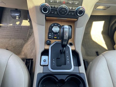 Used 2013 Land Rover LR4 HSE image 31