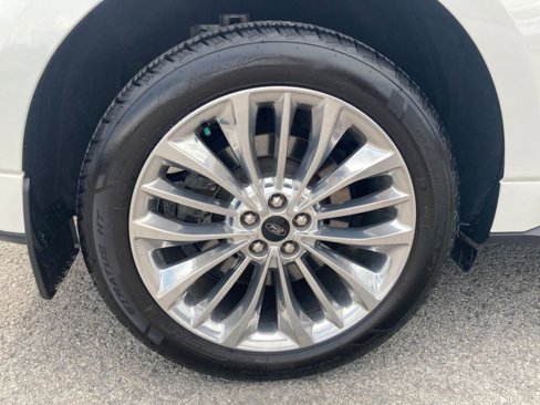 Used 2021 Ford Edge Titanium w/ Equipment Group 301A image 10