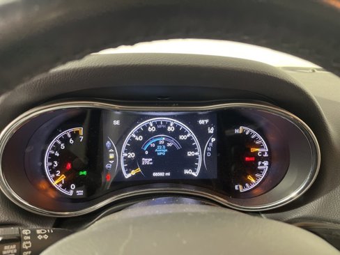 Used 2020 Jeep Grand Cherokee Limited w/ Luxury Group II image 22