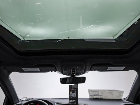 New 2025 Audi Q3 2.0T Premium image 17