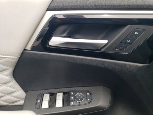 Used 2022 Mitsubishi Outlander SEL image 16