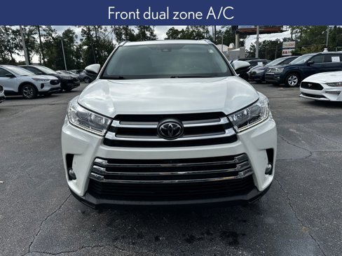 Used 2017 Toyota Highlander Limited Platinum image 10