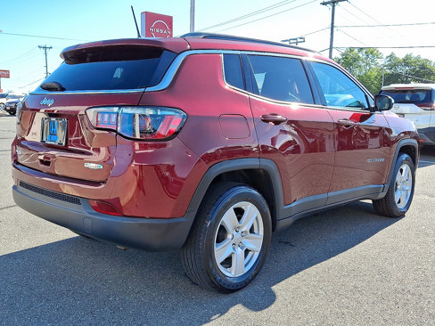 Used 2022 Jeep Compass Latitude image 4