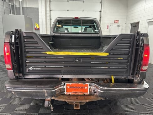 Used 2004 Ford F350 XLT image 8