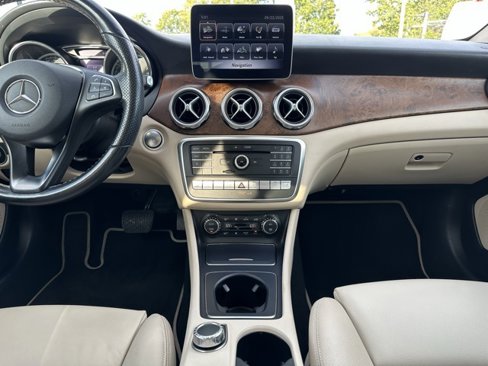 Used 2019 Mercedes-Benz GLA 250 4MATIC image 11
