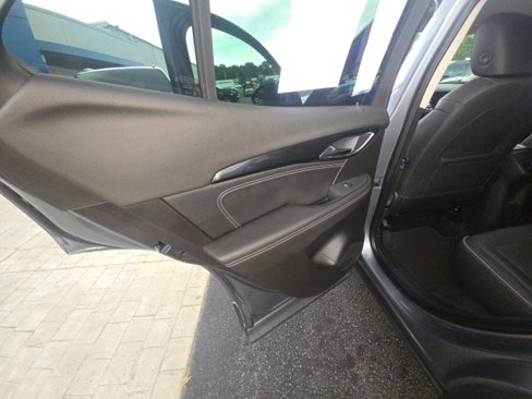 Used 2022 Buick Envision Essence w/ Technology Package I image 24
