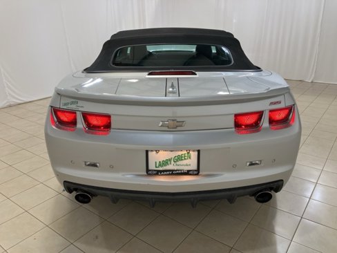Used 2013 Chevrolet Camaro SS w/ RS Package image 4