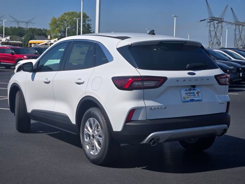 Used 2024 Ford Escape Active image 17