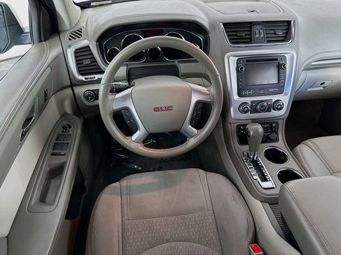 Used 2015 GMC Acadia SLE image 29
