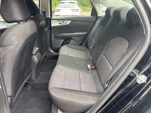 Used 2023 Kia Forte LXS w/ LXS Technology Package image 17