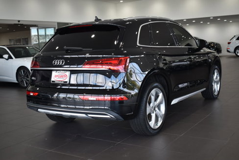 Used 2021 Audi Q5 Premium Plus w/ Premium Plus Package image 11