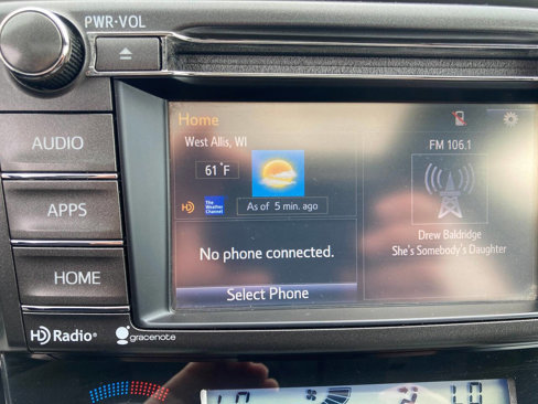 Used 2015 Toyota RAV4 XLE image 79