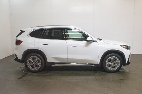 New 2026 BMW X1 xDrive28i w/ Convenience Package image 3