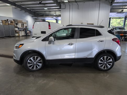 Used 2022 Buick Encore Preferred w/ Safety Package II image 5