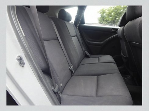 Used 2003 Pontiac Vibe w/ Power Group Value Package image 17