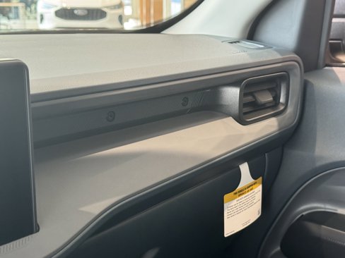 New 2025 Ford Maverick XL image 13